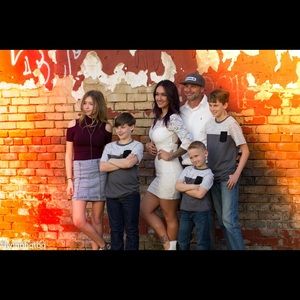 Meet your Posher, Lesli